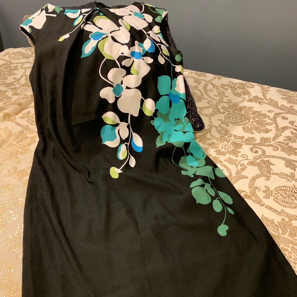 Gorgeous Floral New York & Company Dress